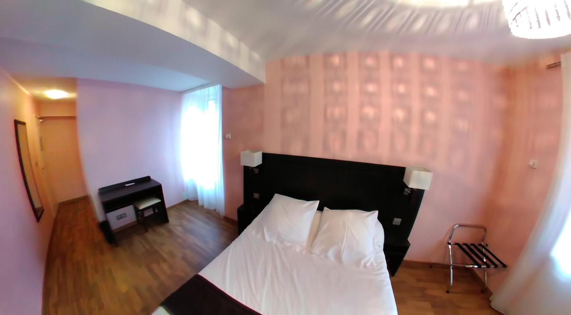 Hotel Au Bon Coin Cloyes-sur-le-Loir Eksteriør billede